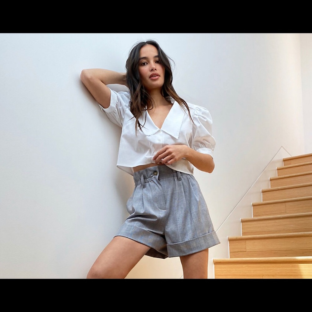 Aritzia Sunday Best solitaire blouse in white